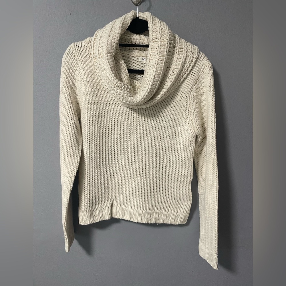 NWT Miracle Chunky Cable Knit Cowl Neck Sweater in Cream. Size S/M